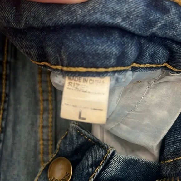 Embroidered Boutique Skinny, Distressed Medium Wash Jeans Size L Whimsigoth - Picture 3 of 9